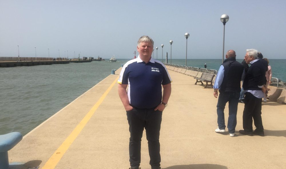 Veiko Biene luotsaa Kiertopakkaus Oy:n luottokumppania Kaubaalus OÜ:tä..